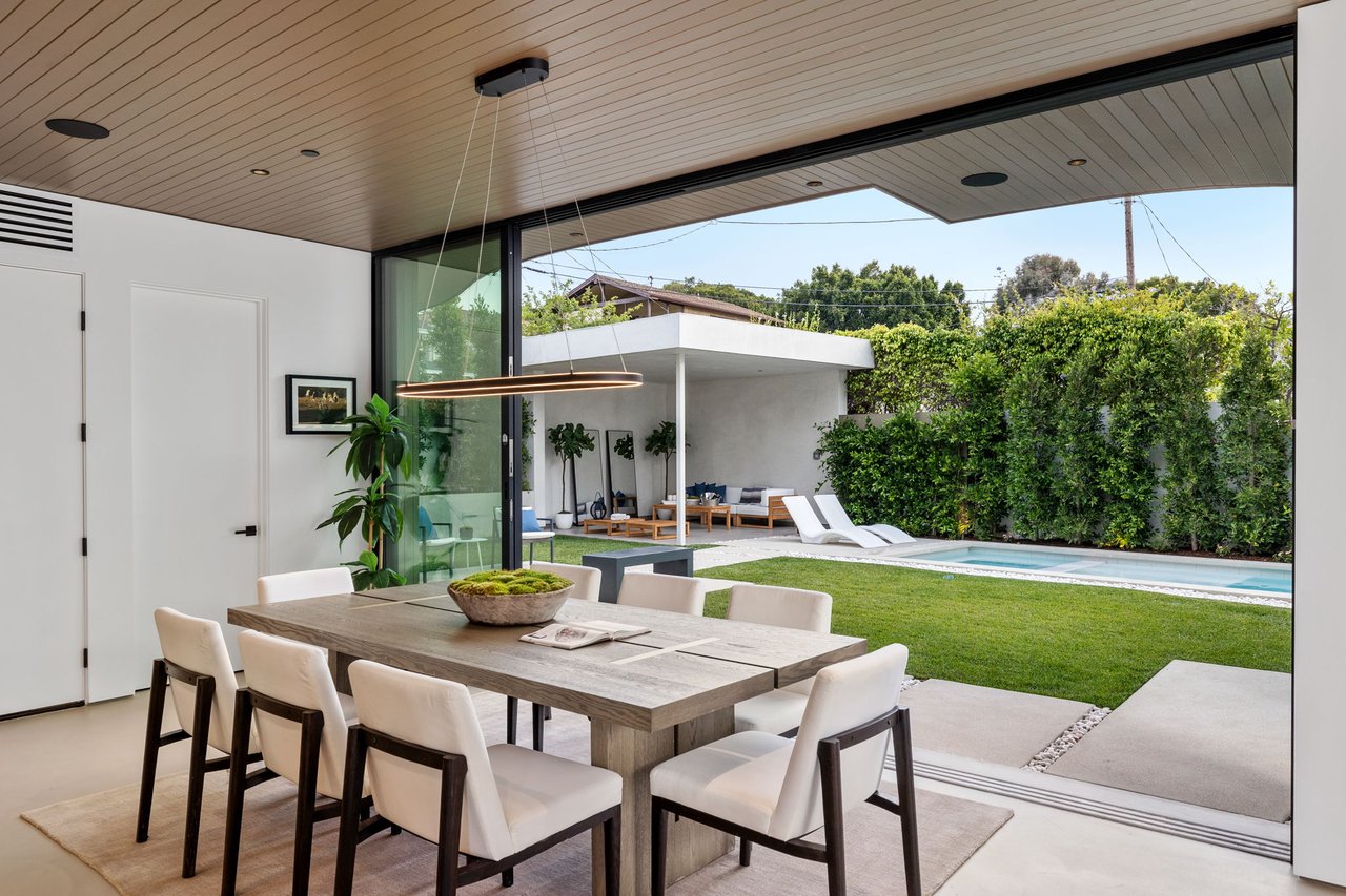 3041 Mountain View