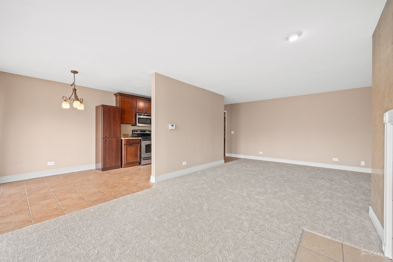 5950 OAKWOOD Drive Unit: 1D