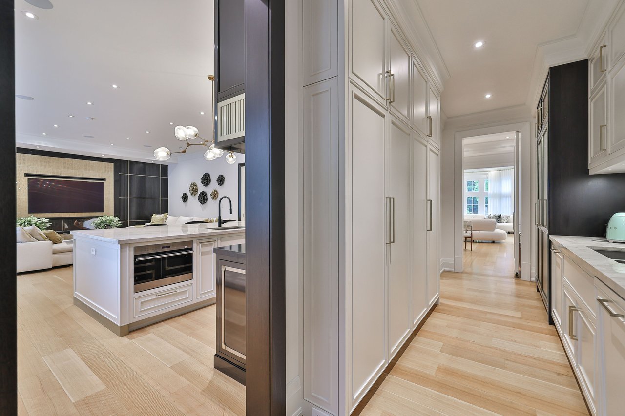 Exquisite Luxury Finishes