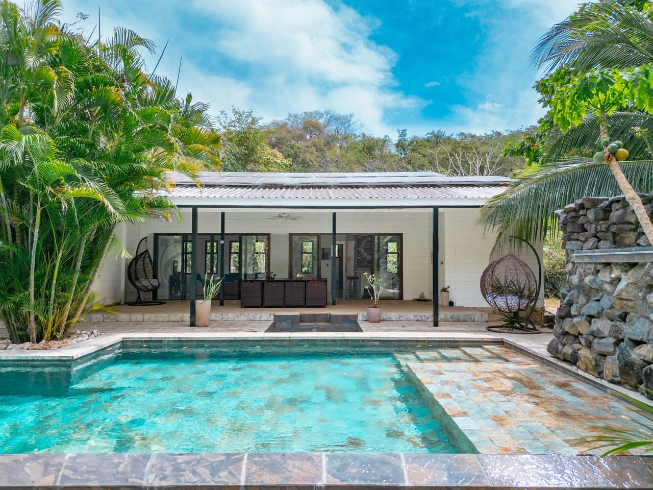 V-Iguana Finca Panamá | Large Property with Two Houses, Pool & Expansion Potential Near Tamarindo