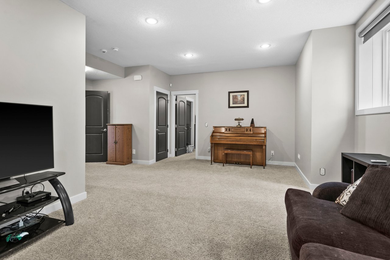 56 Rockford Terrace NW