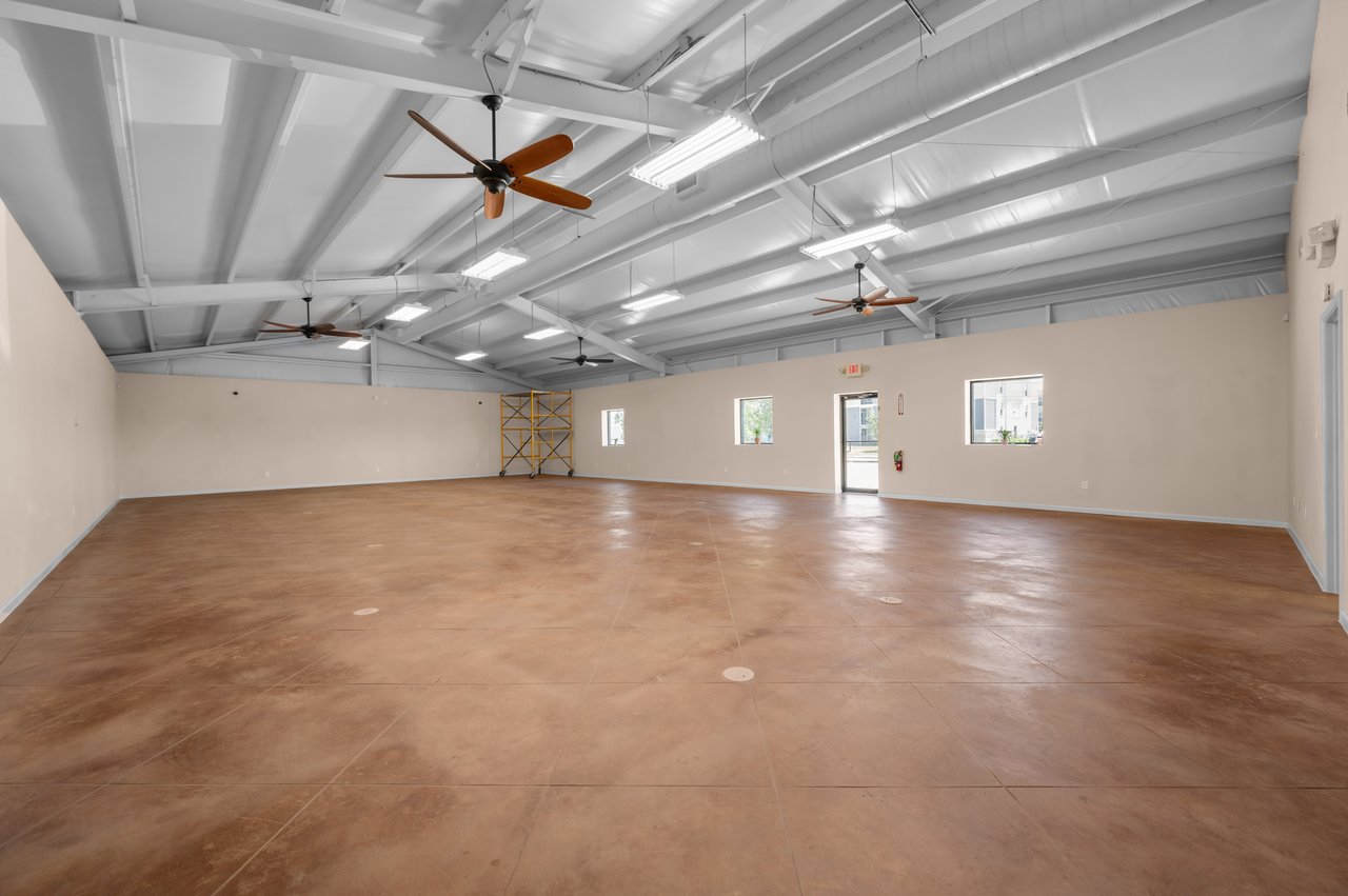 126 W Cedar Bayou Lynchburg Rd