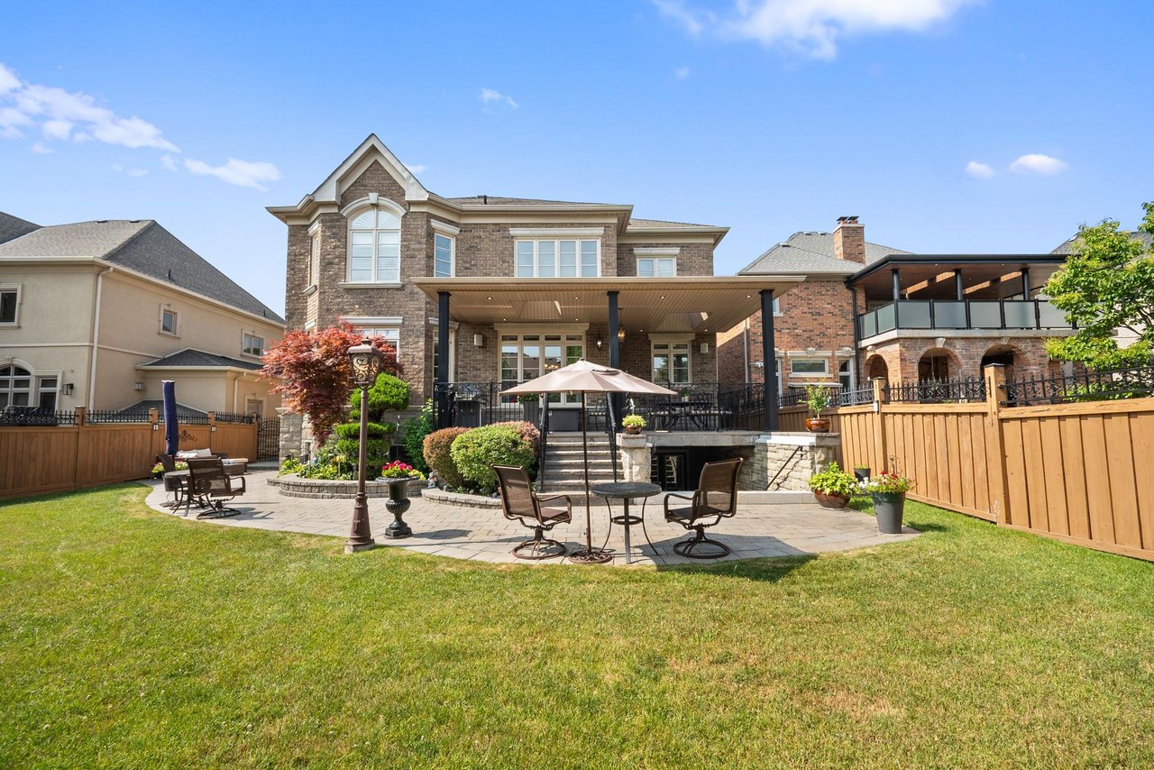 178 Grandvista Crescent