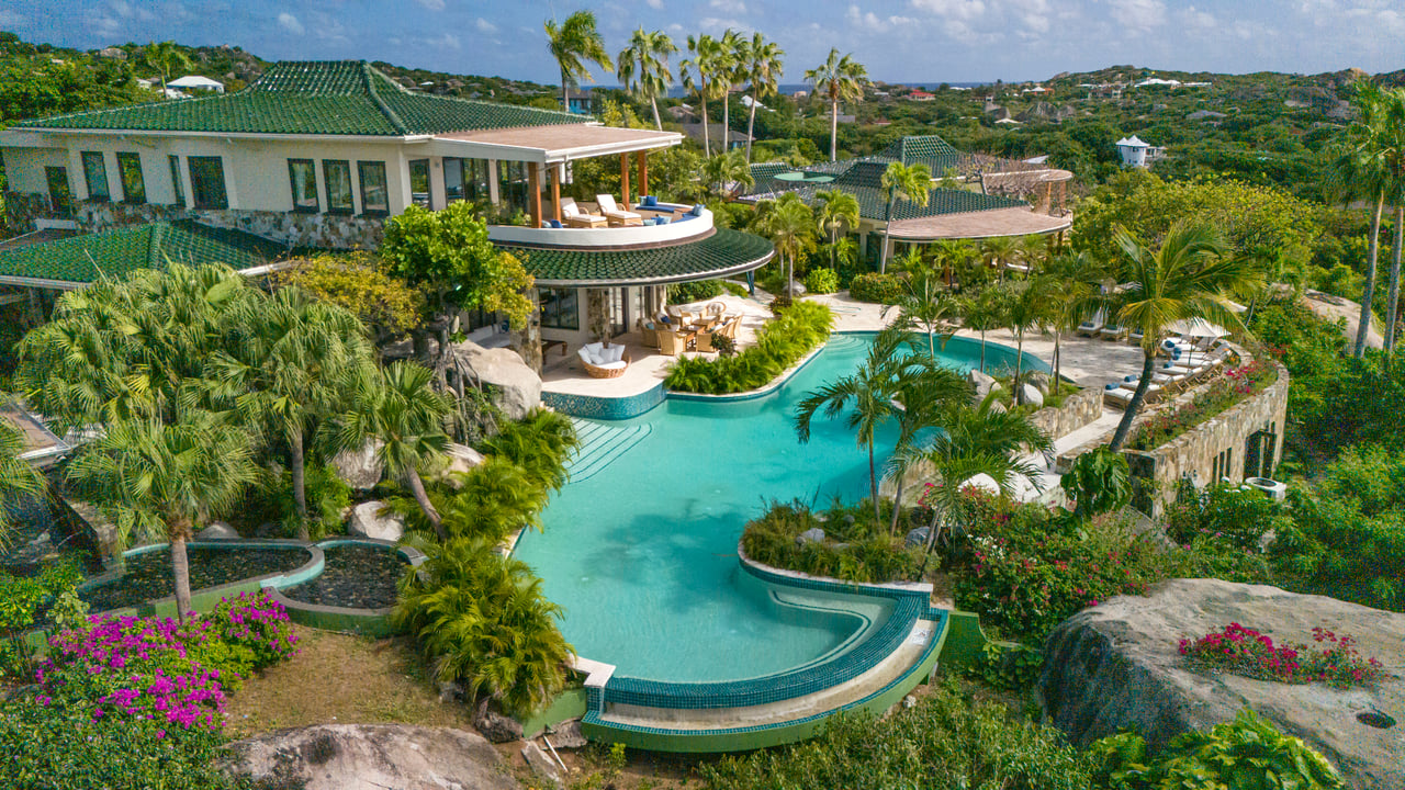 Valley Trunk Estate 
