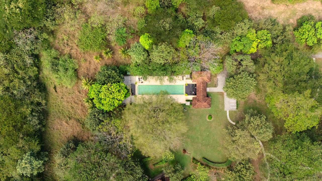 Los Malinches 6 | Luxury Spanish Colonial Townhouse in Hacienda Pinilla