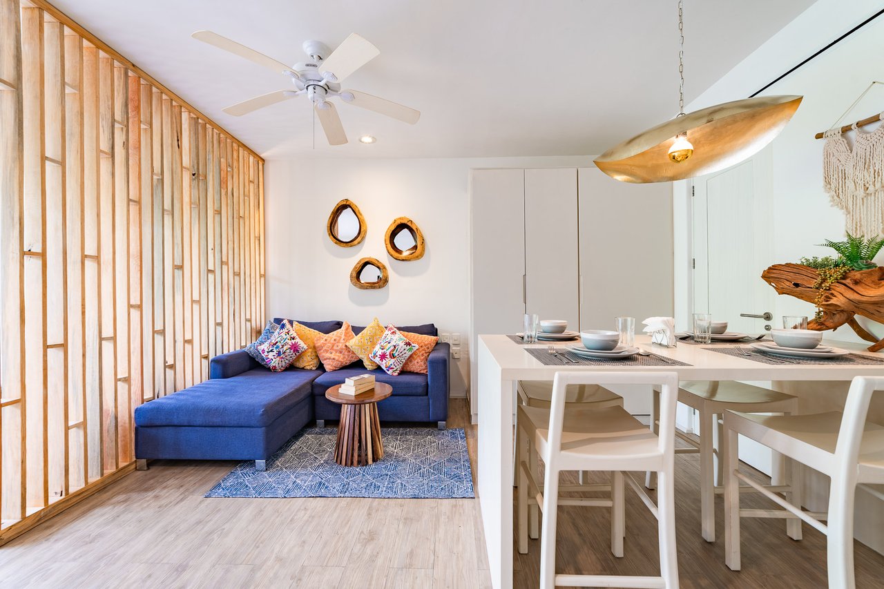 1 Bedroom, Condo, Mixie 203