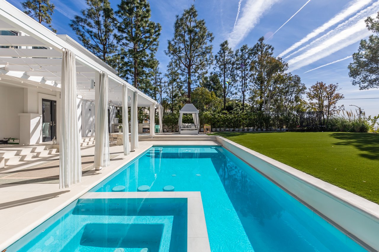 12000 Crest Ct, Beverly Hills