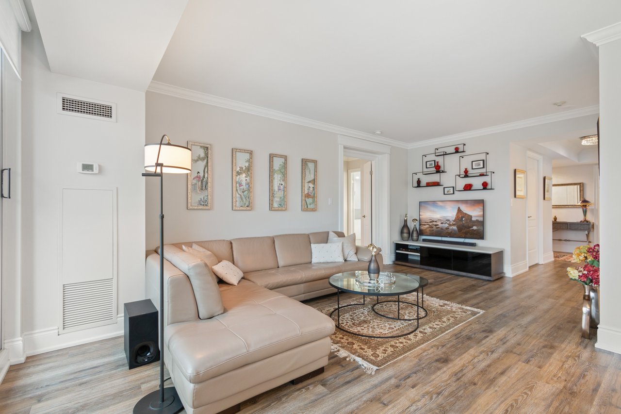 721 - 28 William Carson Crescent