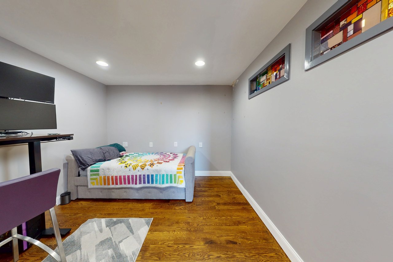 121 Beach St #801