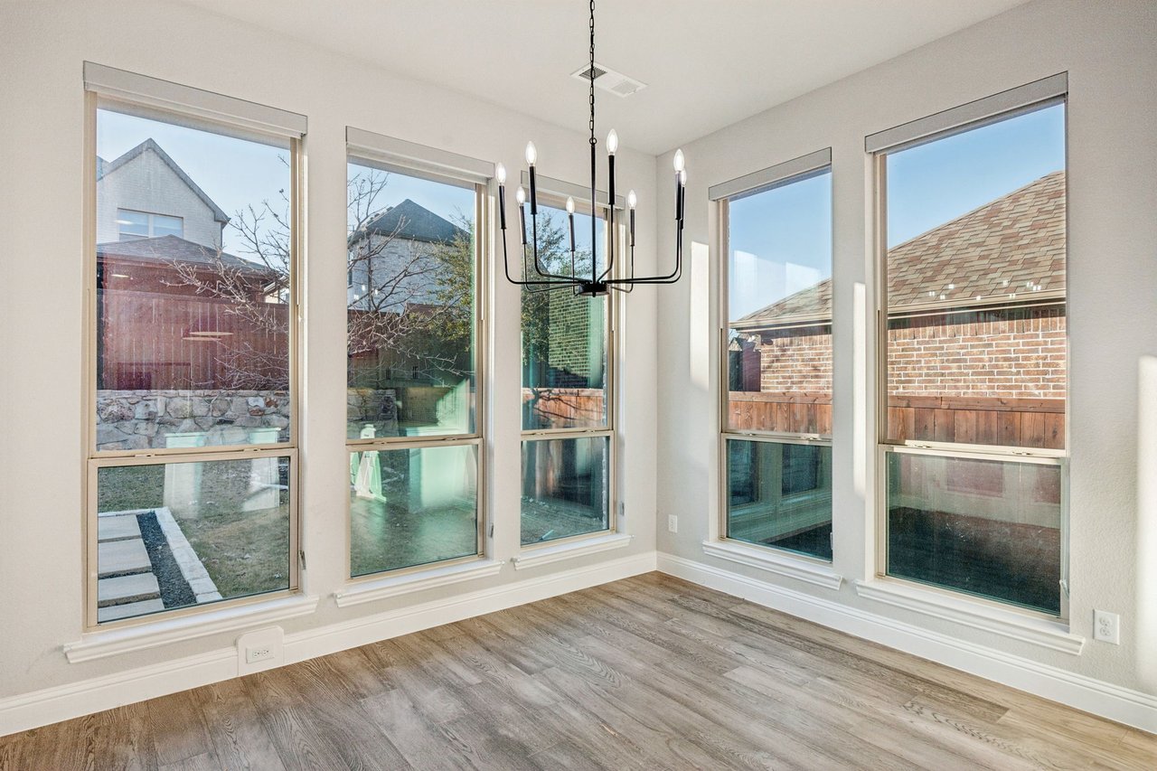 1001 Grassy Shore Ln