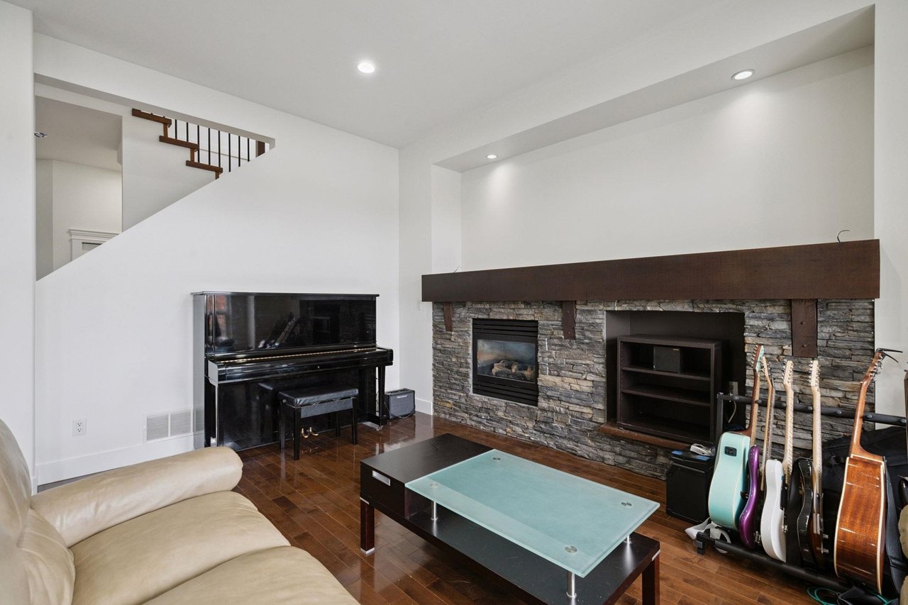 15015 62 Ave