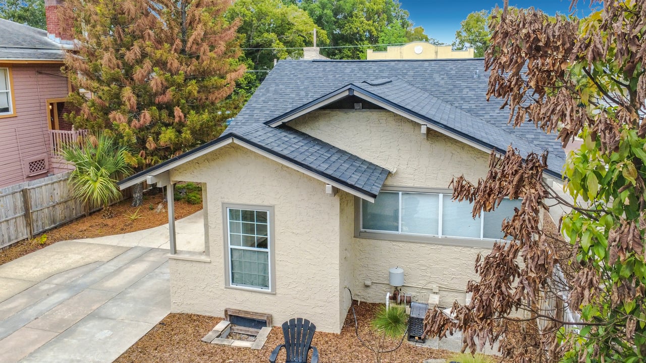 Charming 1925 Bungalow with Guesthouse in Orlando's Colonialtown