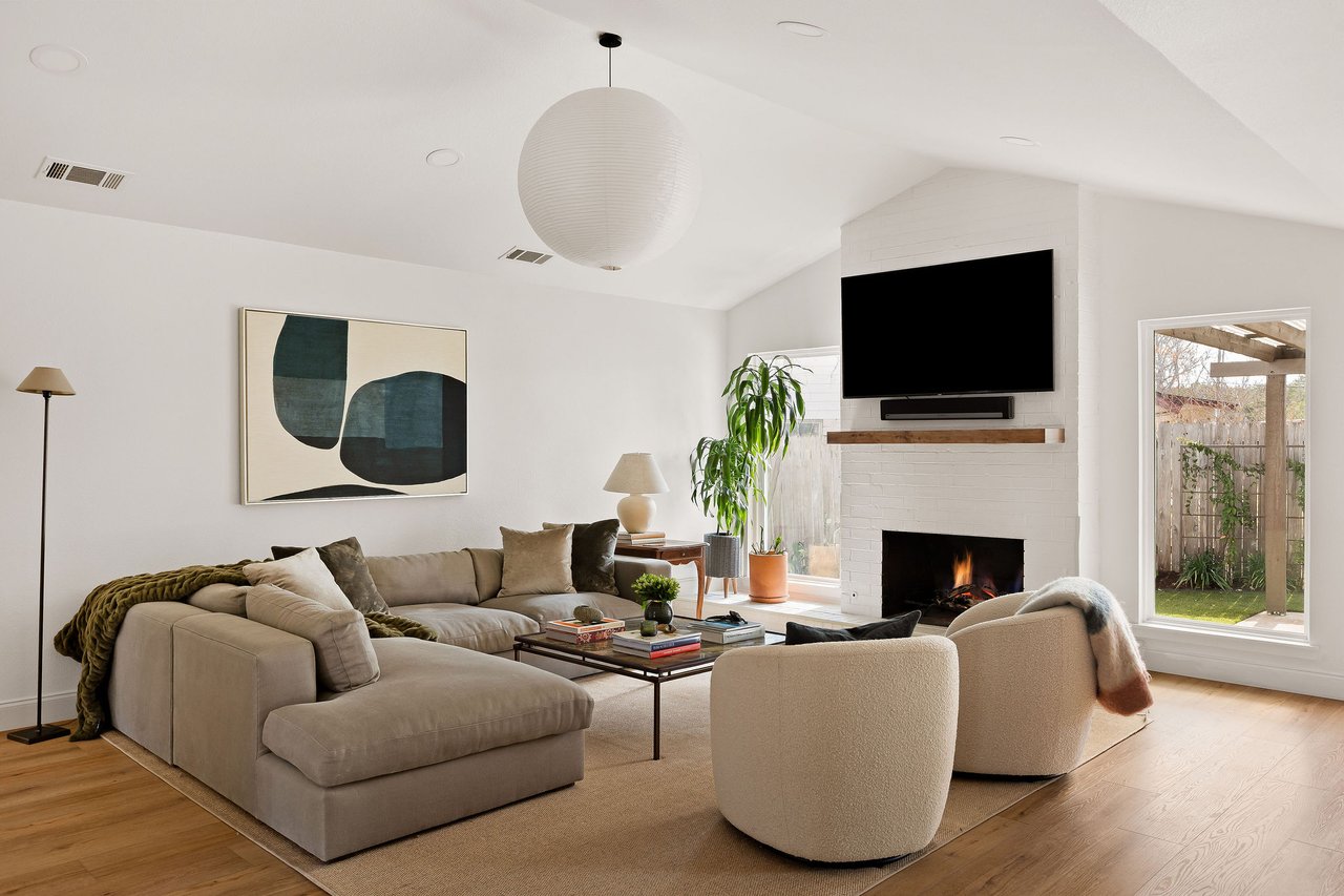 4701 Travis Country Circle