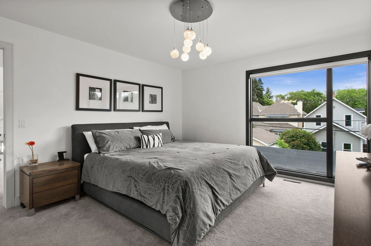 408 13 Street NW Unit: 3