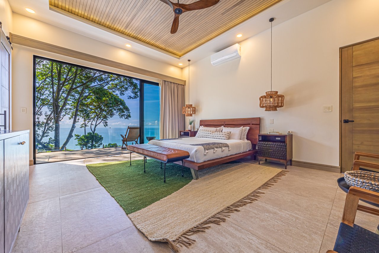 Luxury Estate in Escaleras - Incredible Ocean Views 5.5 Acres