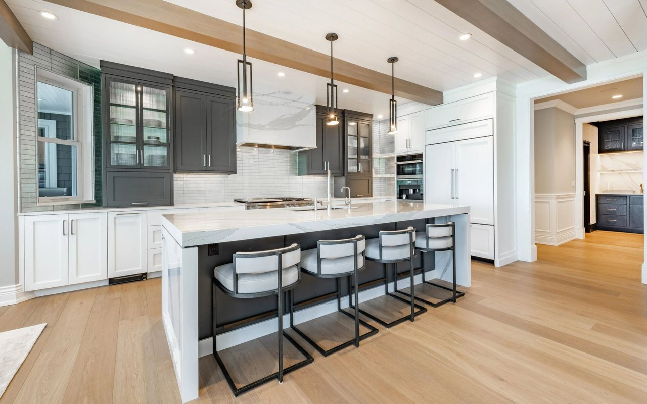 Are Short-Term Rentals Still a Good Investment in 2025?
