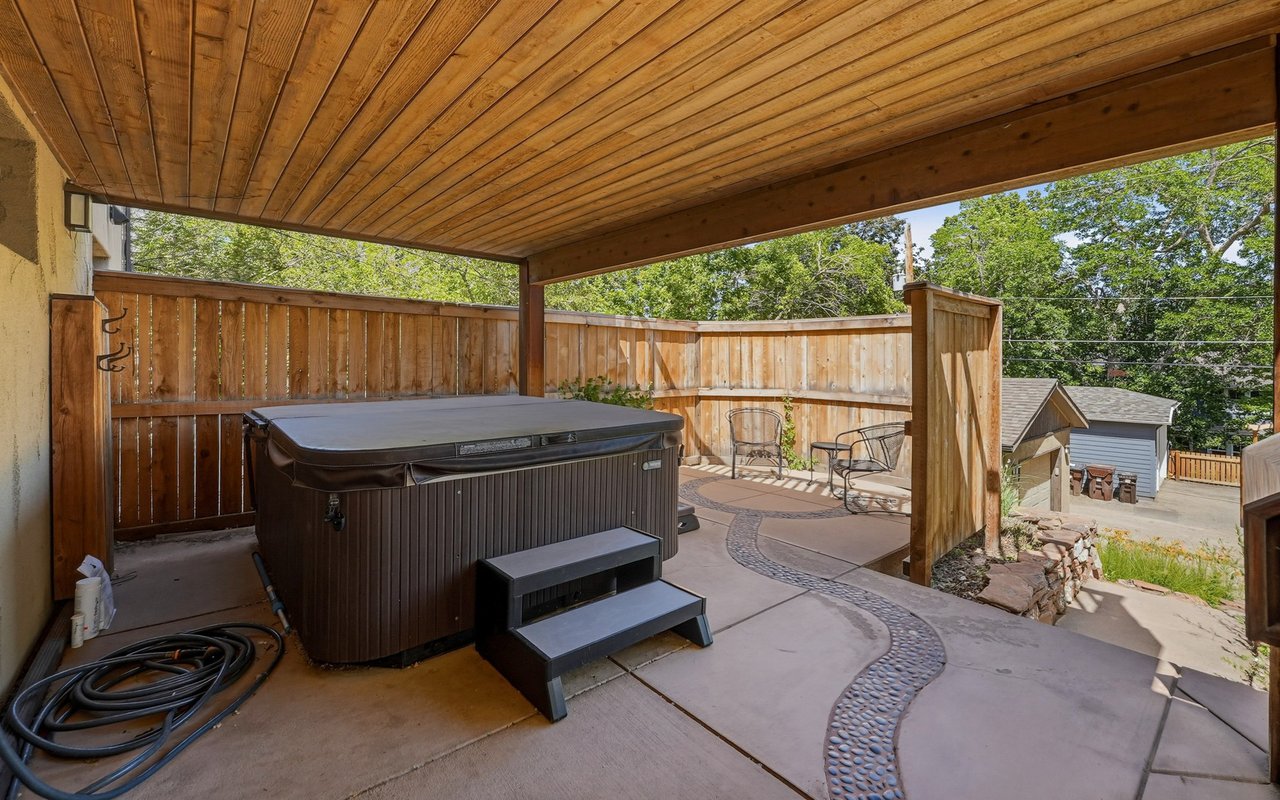 2850 6th Street