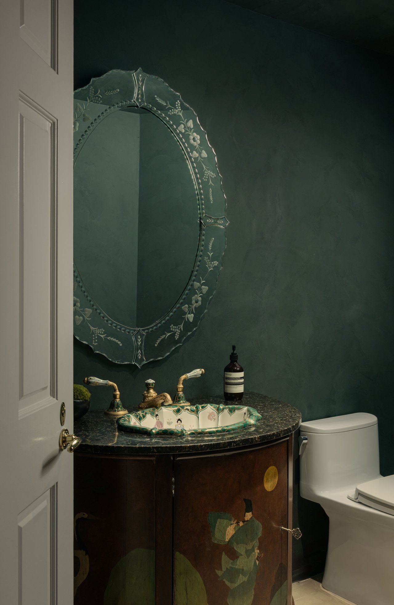 10724 Wilshire Blvd Unit: 1501, Wilshire Corridor 