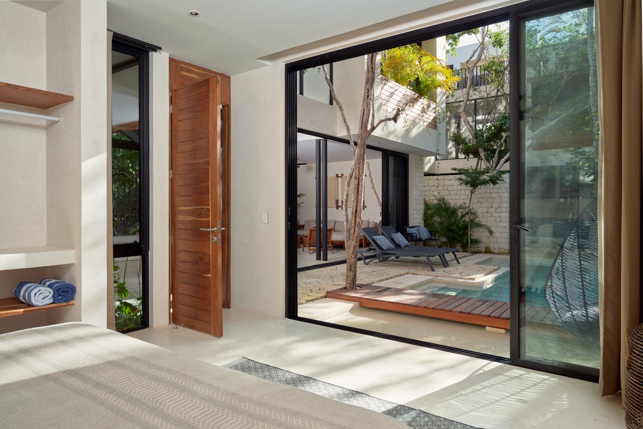 Casa Lydia | 3BR Villa w/ Walk-Out Pool Suite