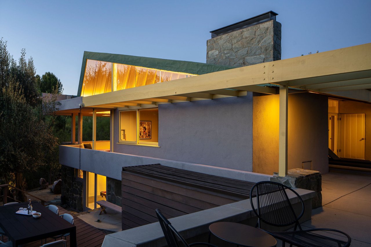 The Van Dekker House, Master architect R. M. Schindler