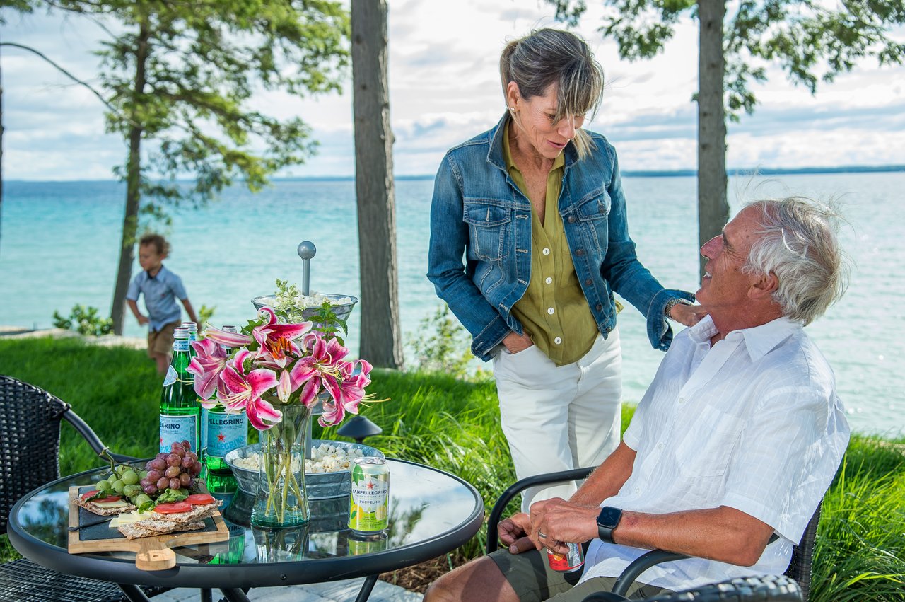 contact-form-background