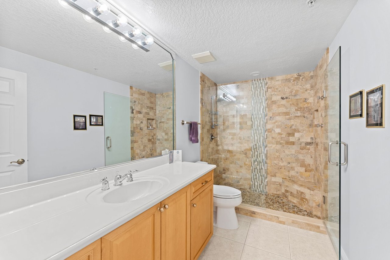 225 N Atlantic Avenue, 303