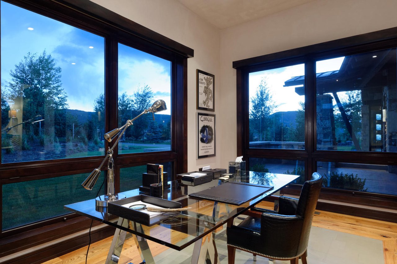 Ultimate in Style and Convenience in Aspen 