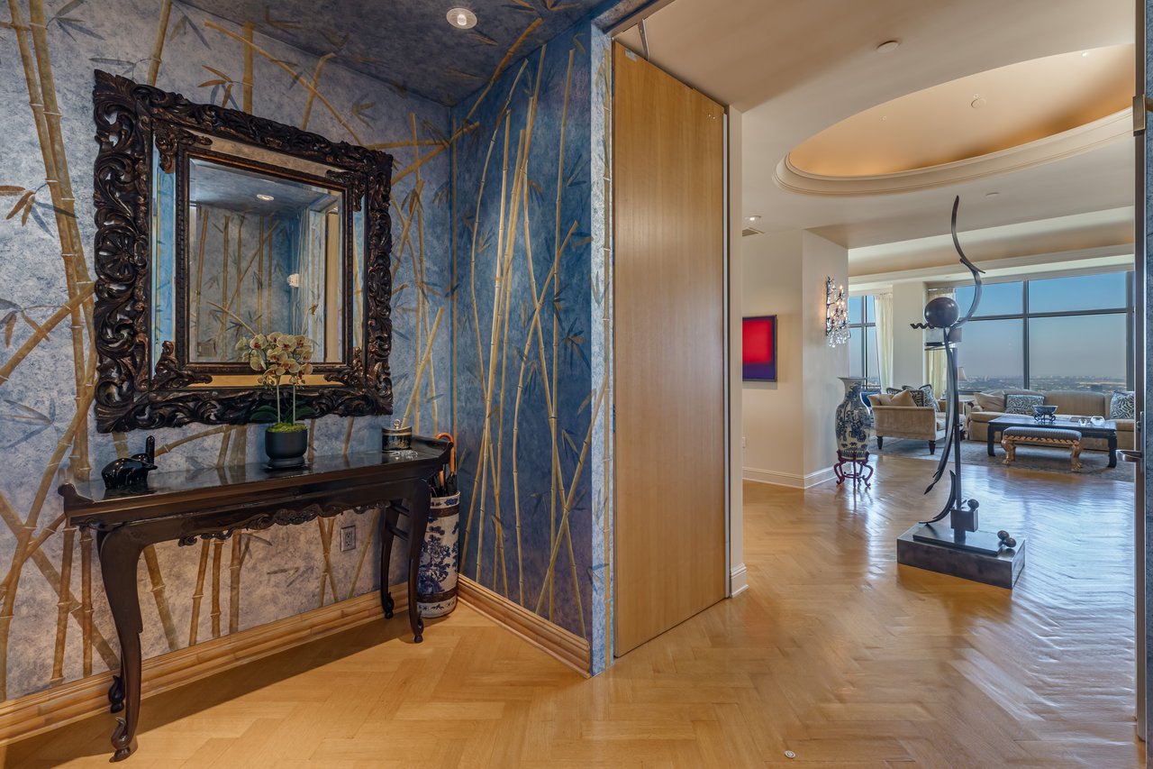10800 Wilshire Blvd Unit: PH 2202, Wilshire Corridor
