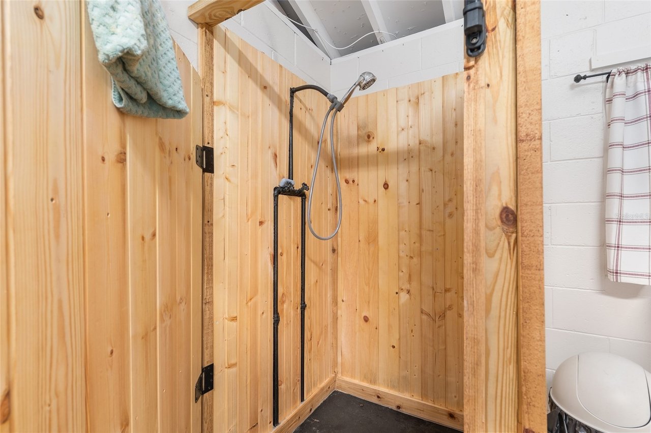 10745 SE Sunset Harbor Rd