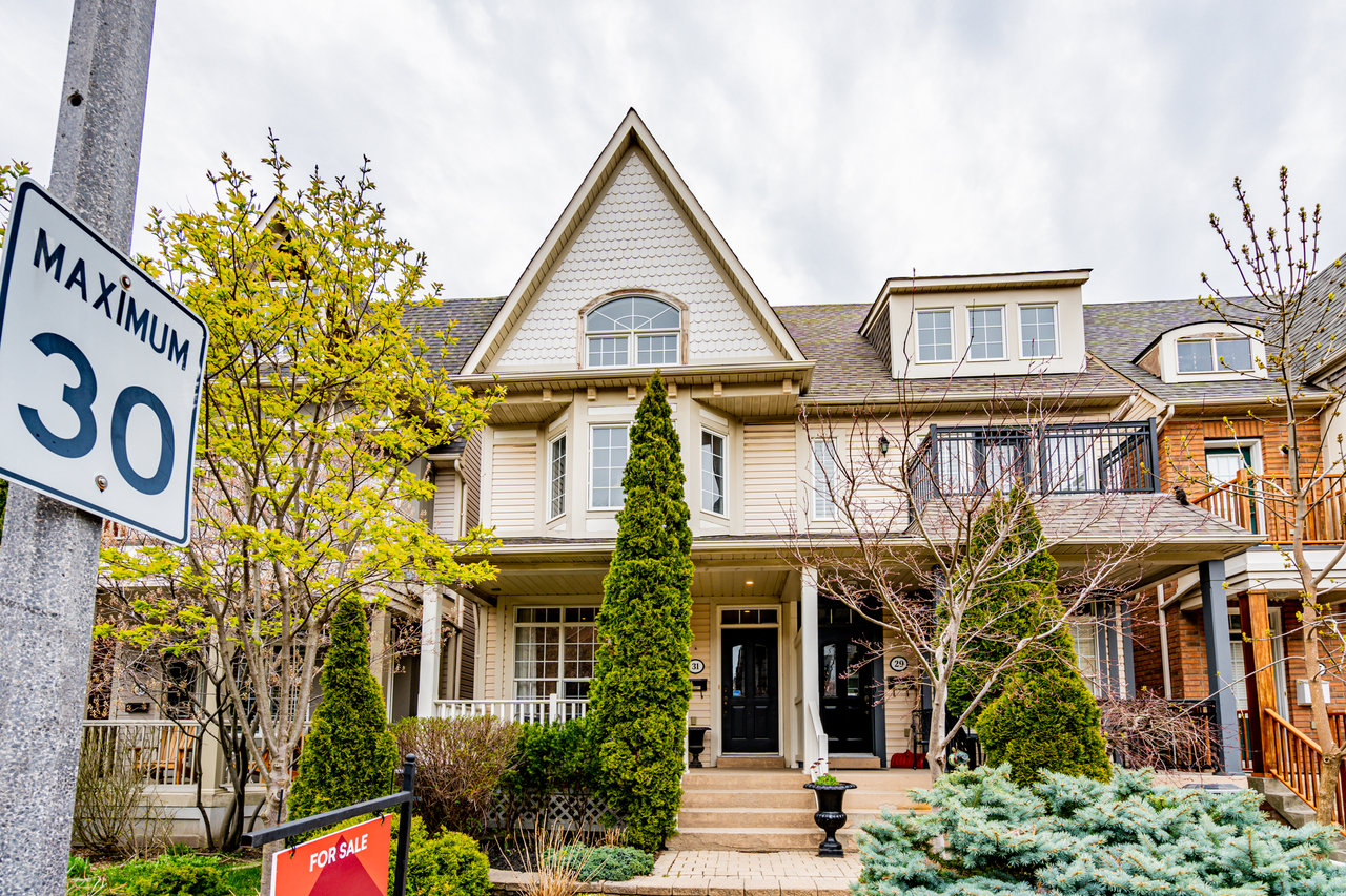 31 Sarah Ashbridge Ave