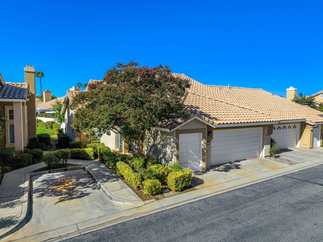 1425 Allin Lane