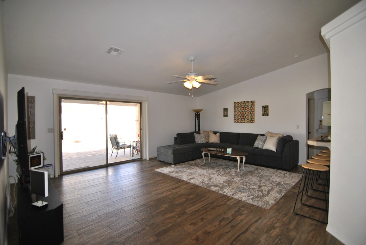 1835 Emerald Dr