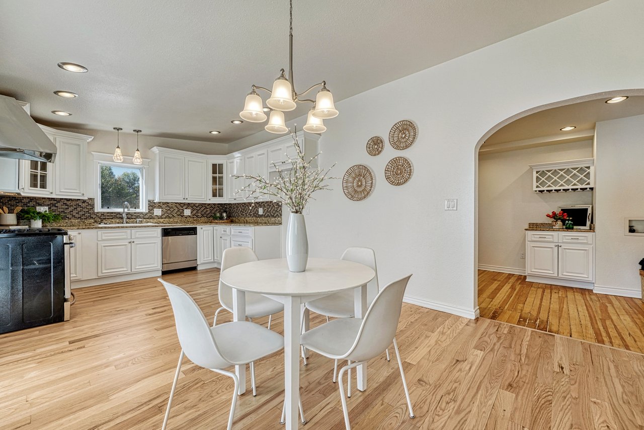 801 E Costilla Street