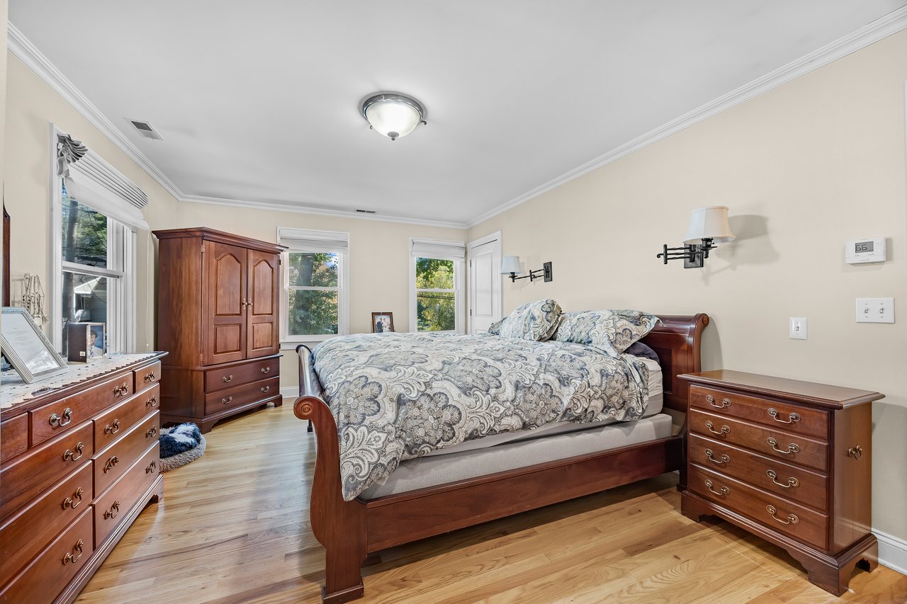 University Nantucket Colonial
