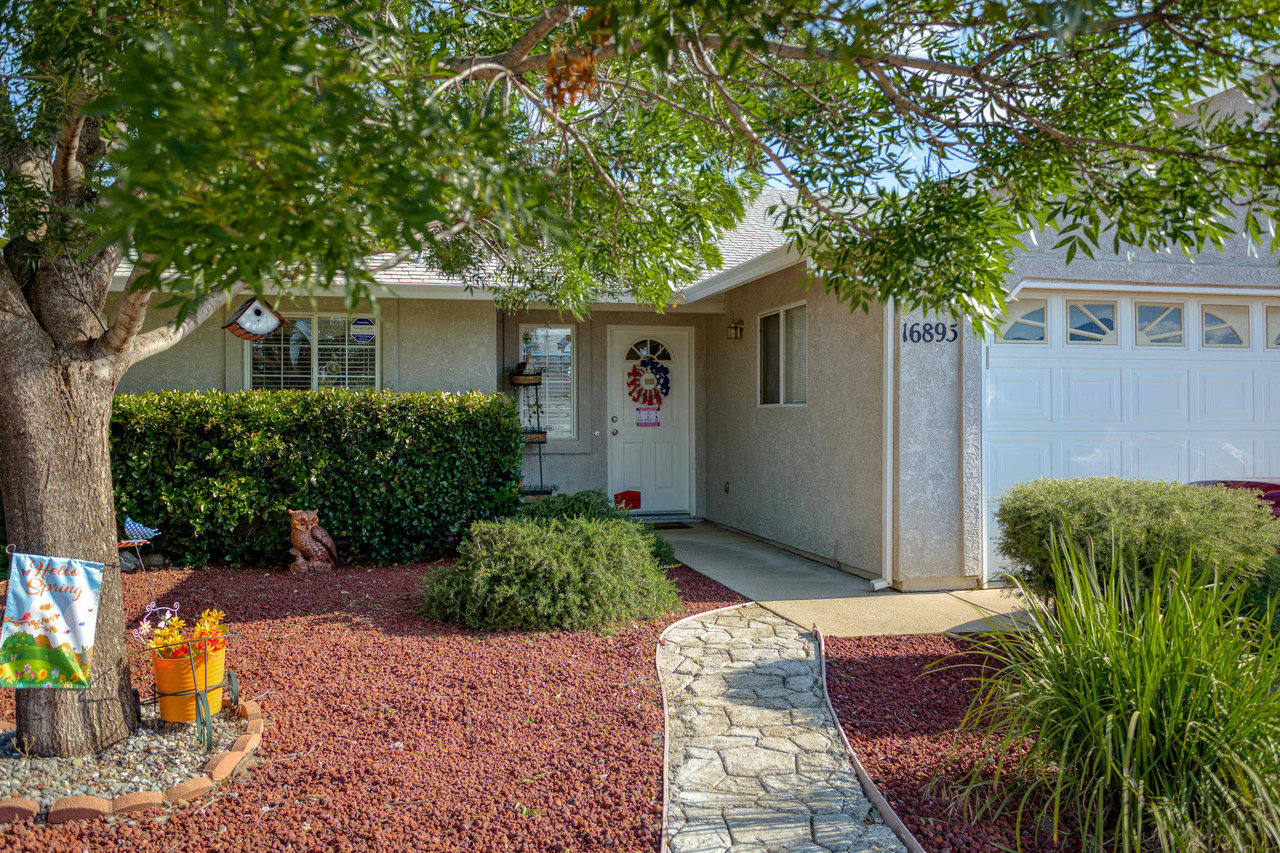 16895 Santa Barbara Dr