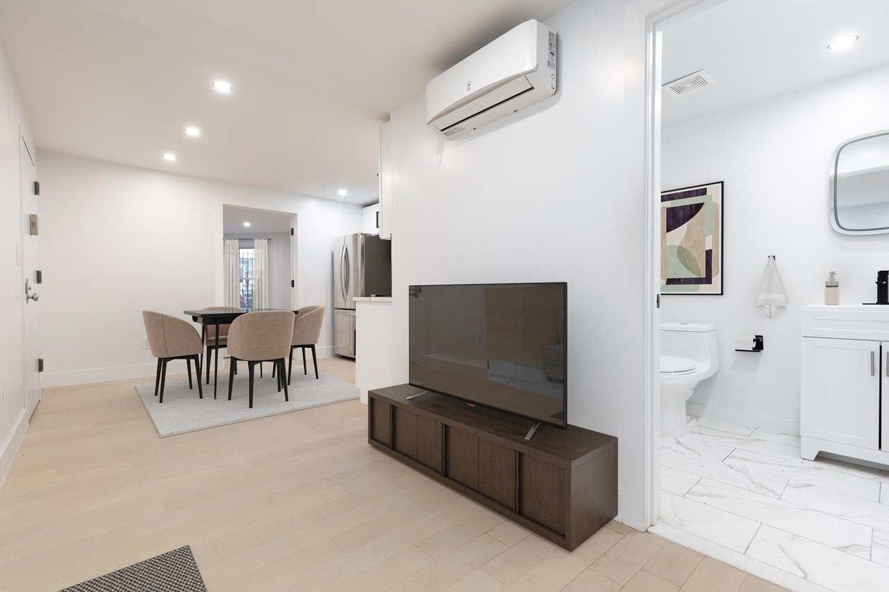 41 Hawthorne Street, Apt 1