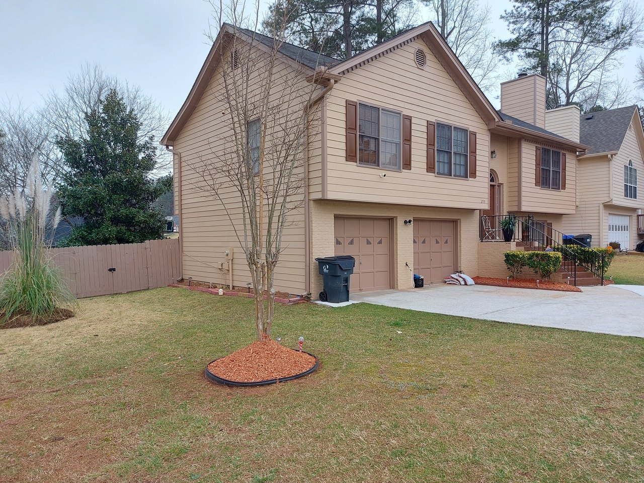2715 Harper Ferry Dr