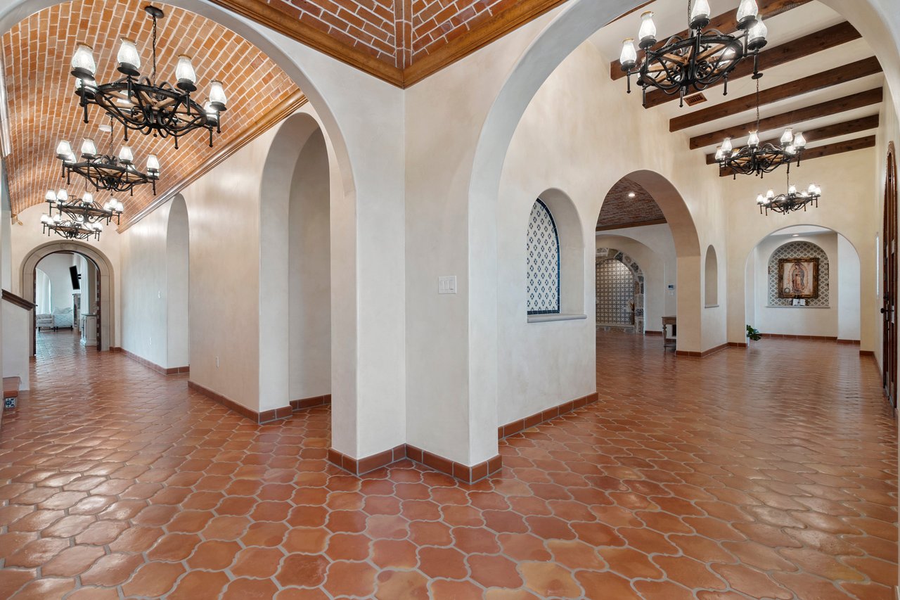 Georgetown Spanish Style Home (11 acres)