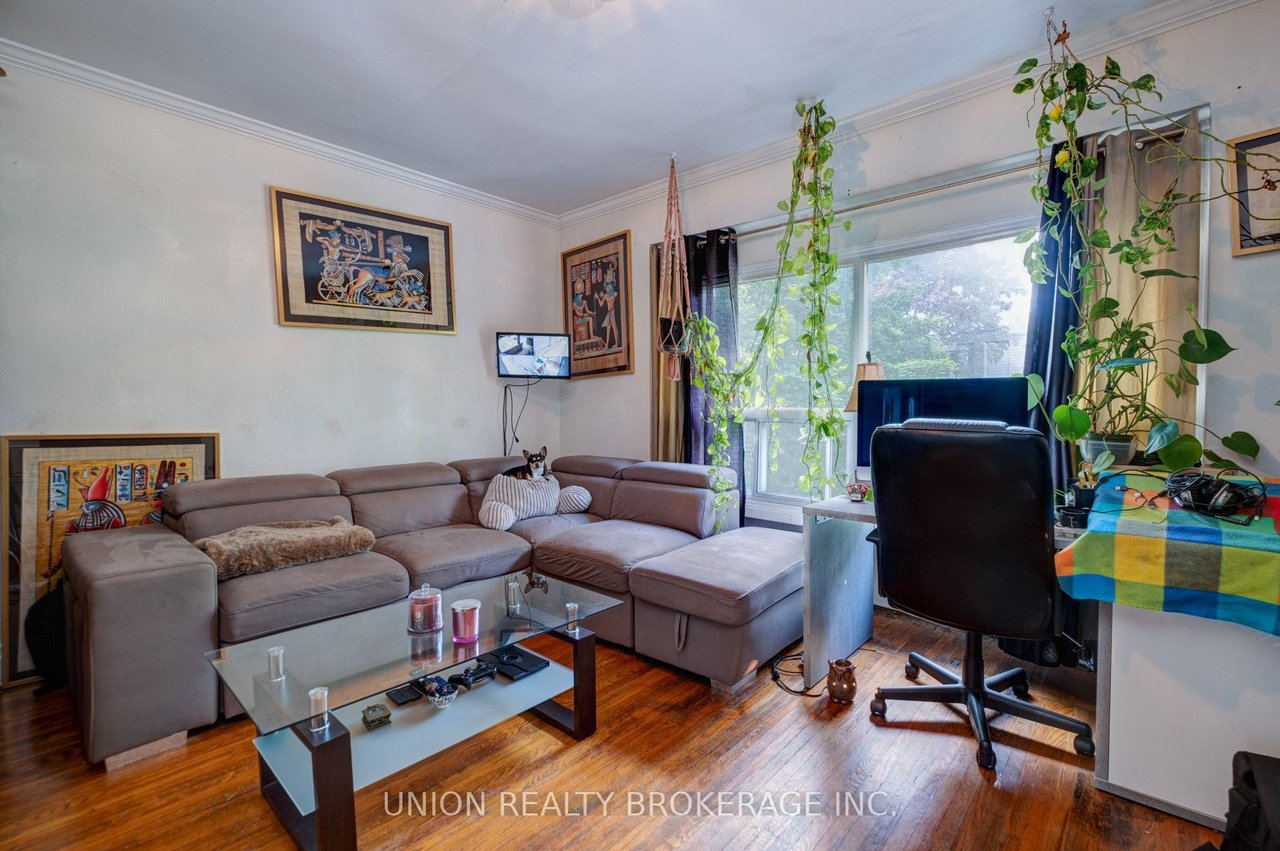 5 Herbert Ave