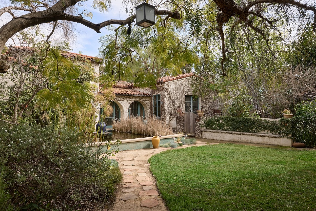 350 N Cliffwood Ave, Brentwood