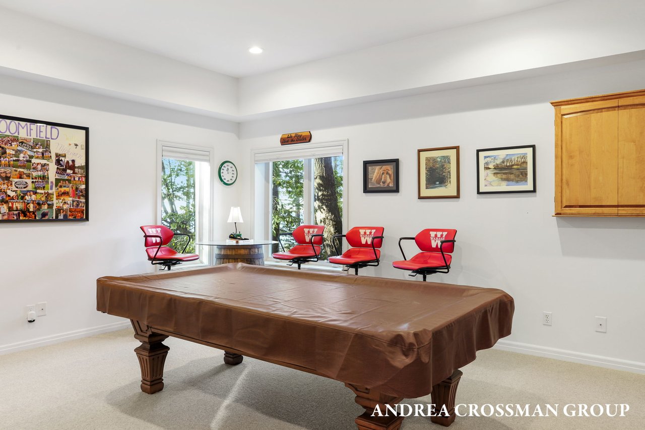 9565 Whispering Sands Dr