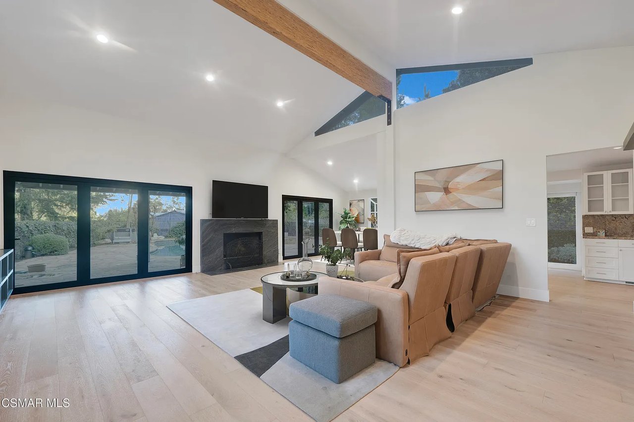 17032 Cotter Pl