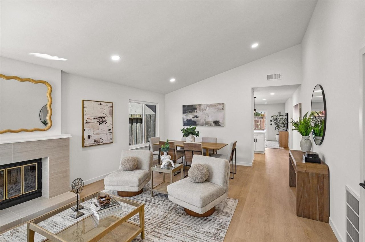 Stunning One Level Ponderosa !