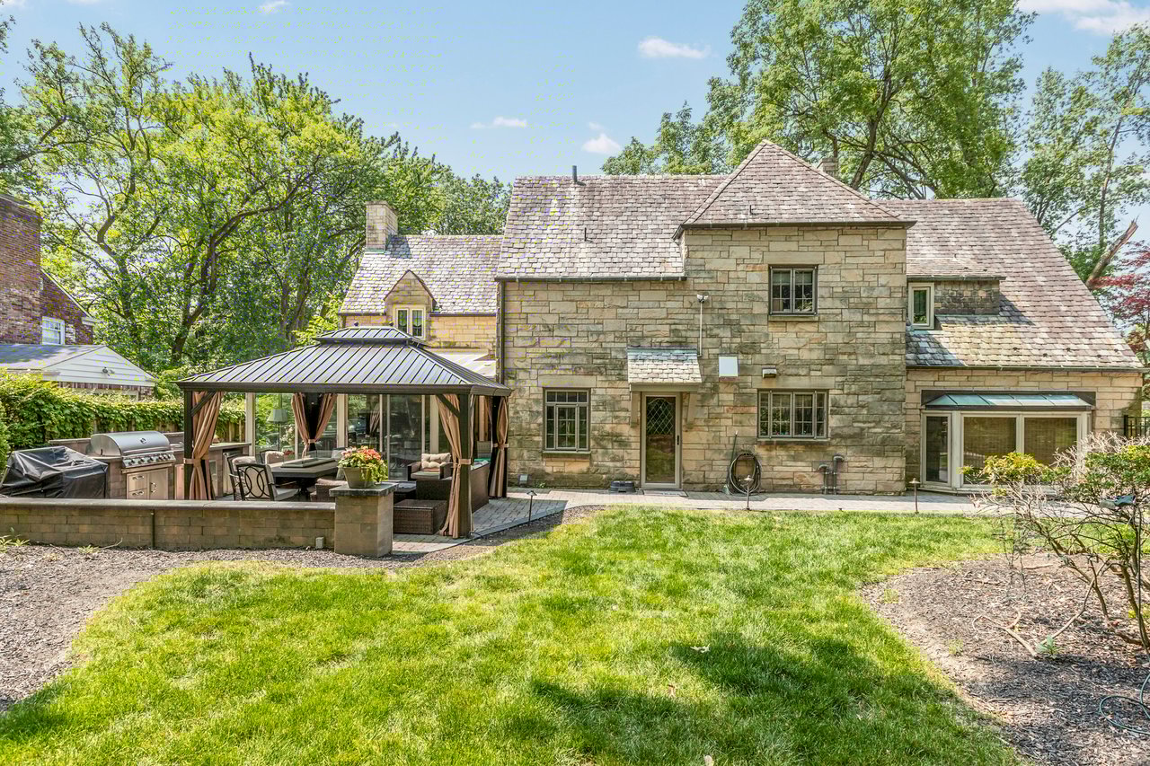 694 Valleyview Road