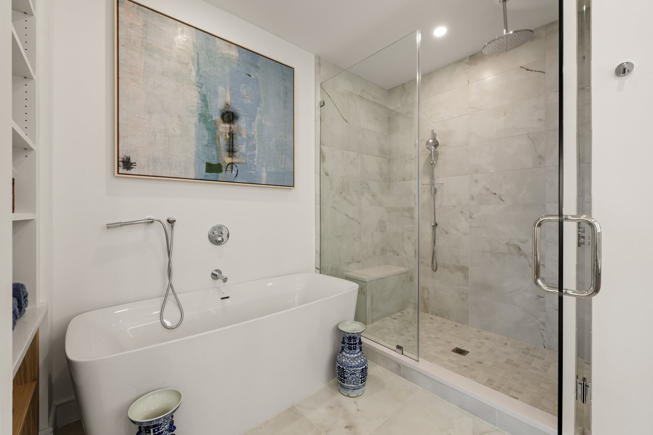 2425 Peachtree Road NE Unit 1406