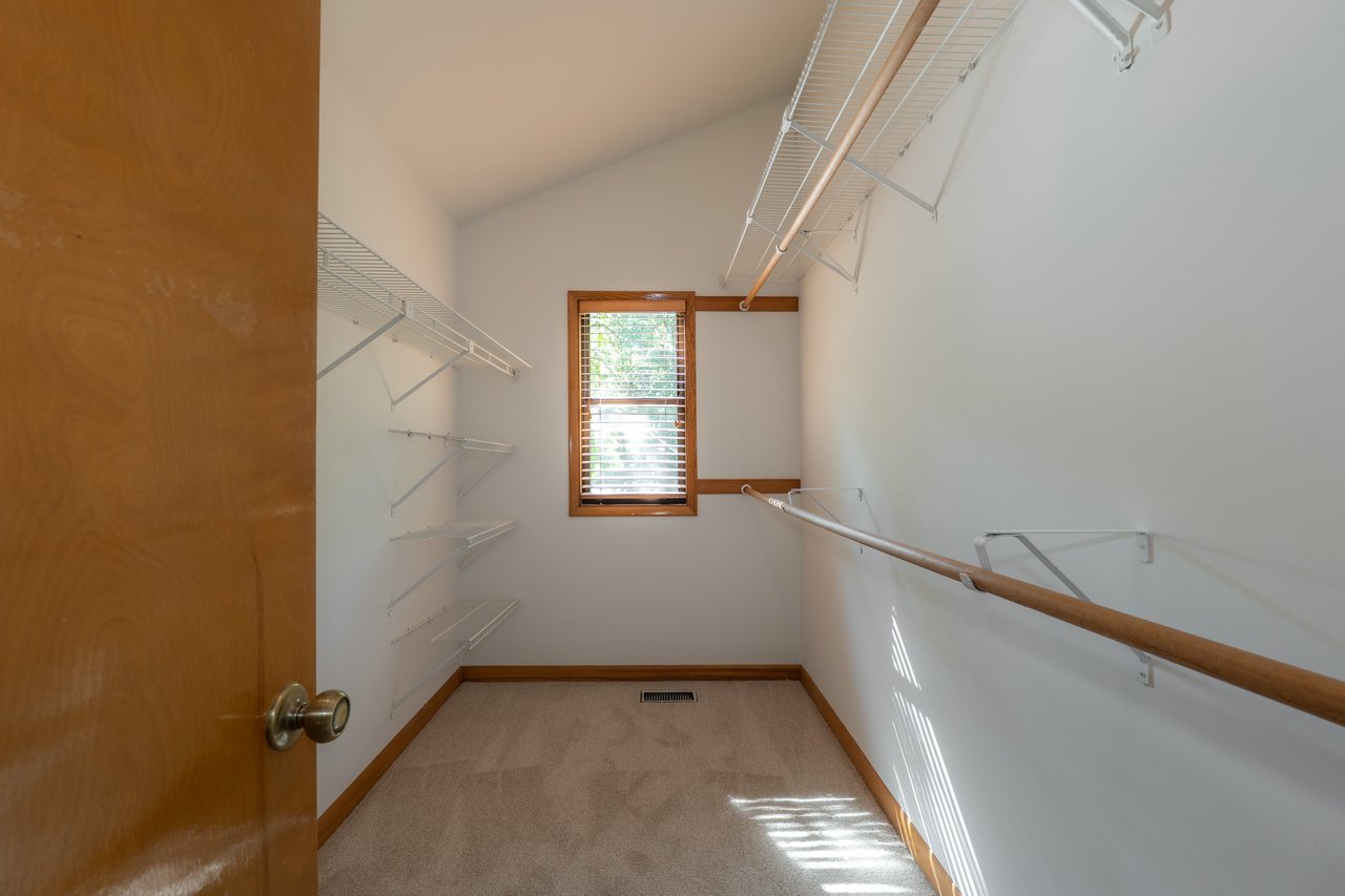 375 N Peak Drive