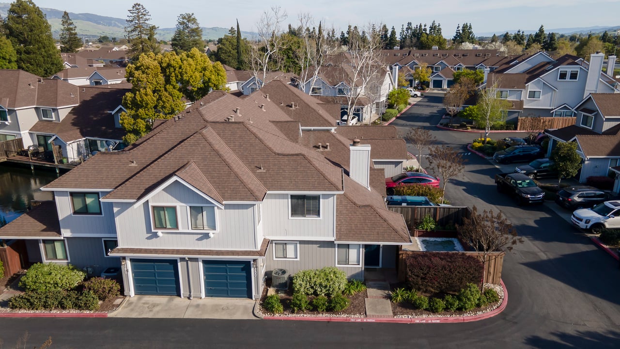 350 Creekview Drive