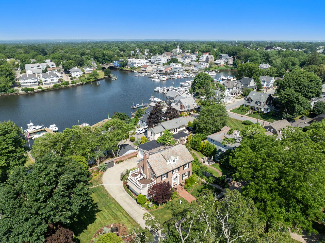 25 Seaview Avenue
