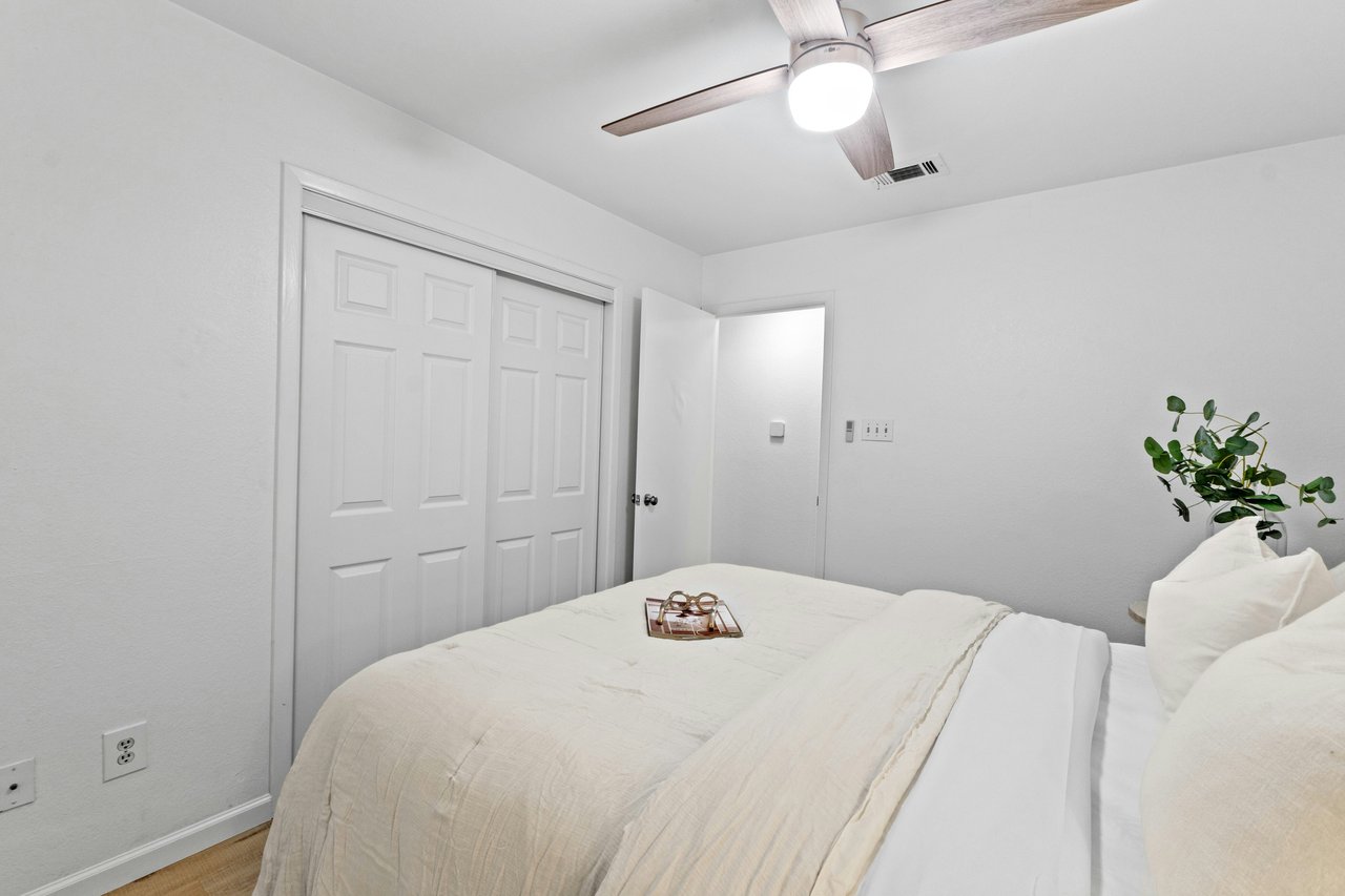 Bright & Chic Corner Lot Home in Coppertree Condos