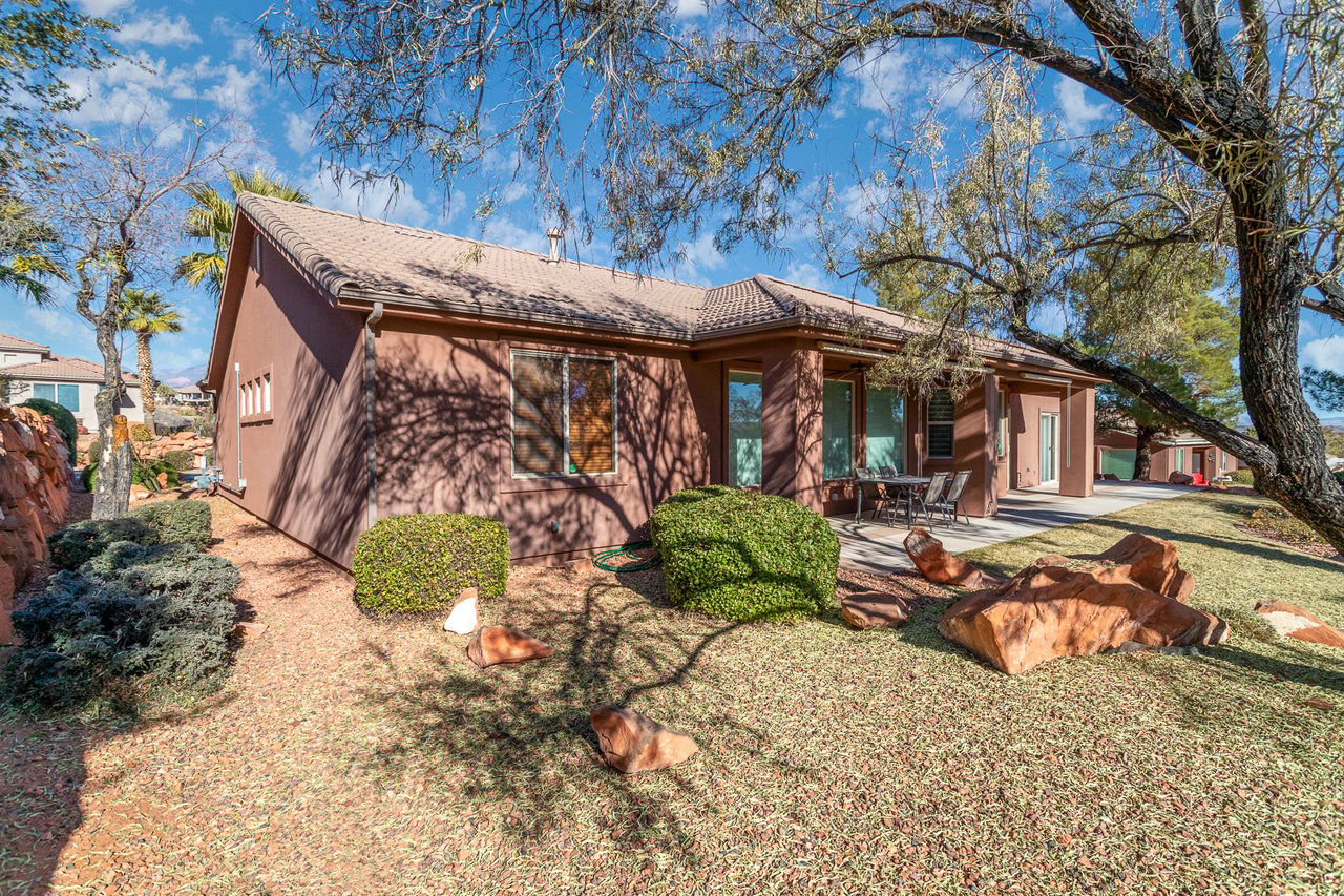 1319 W Red Butte Dr